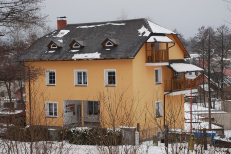 Střecha bytového domu (Hlinsko v Čechách